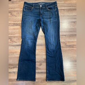 American Eagle kick boot Women’s Jeans